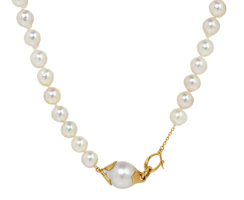 White Pearl Pendant Necklace