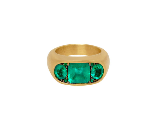 Emerald Keystone Ring