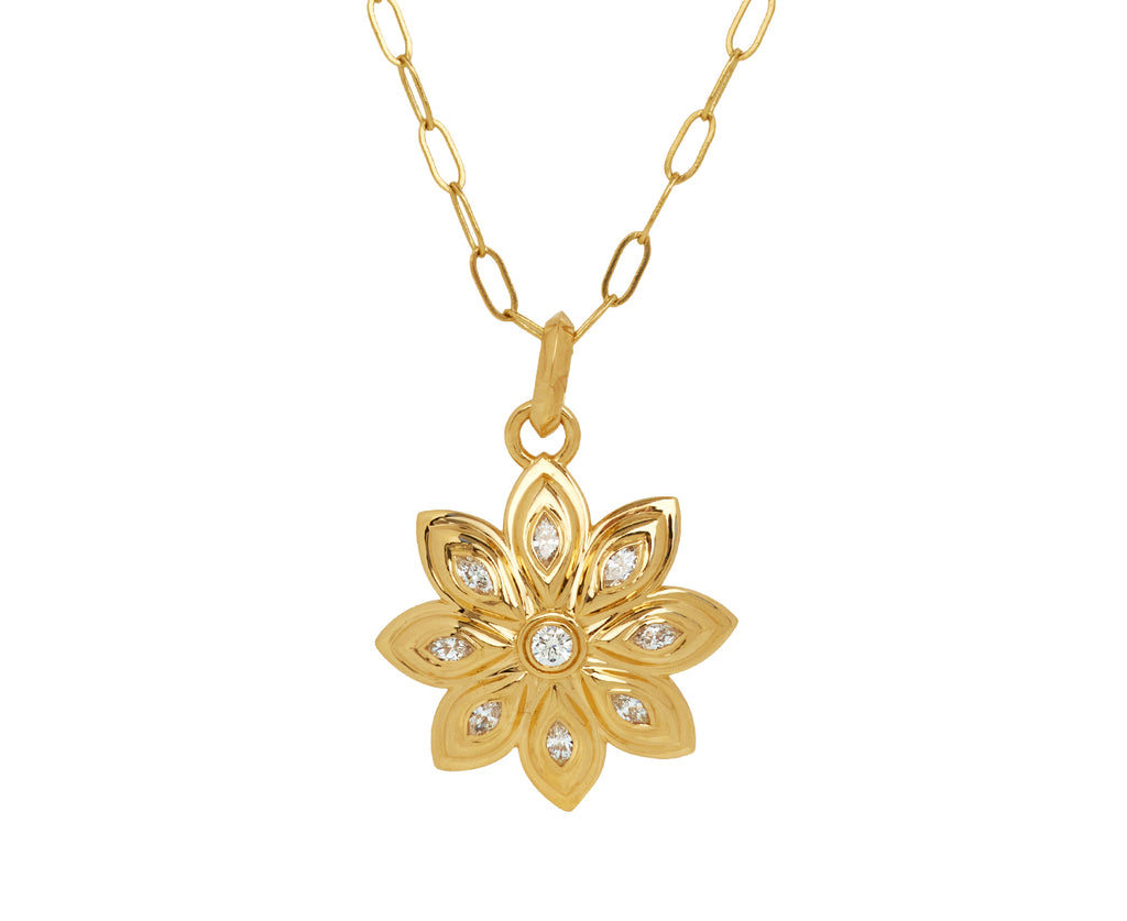 Sorellina Elongated Cable Link Chain Necklace - with pendant