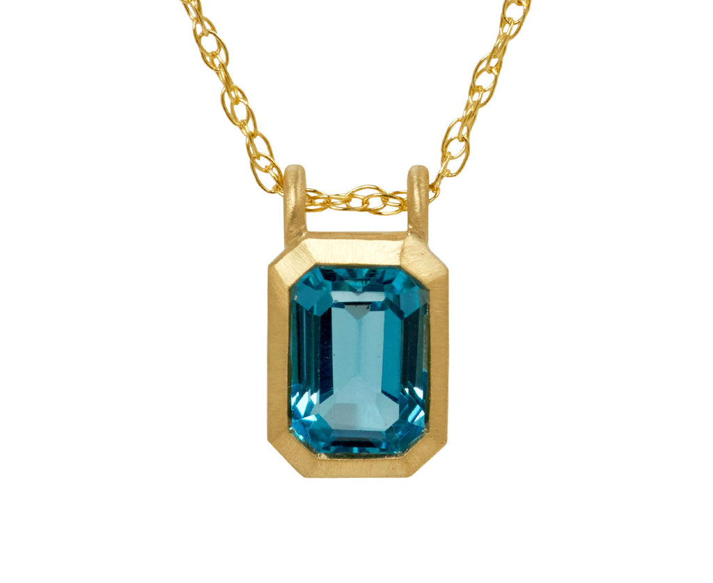 Elizabeth Street North-South London Blue Topaz Pendant Necklace - Closeup