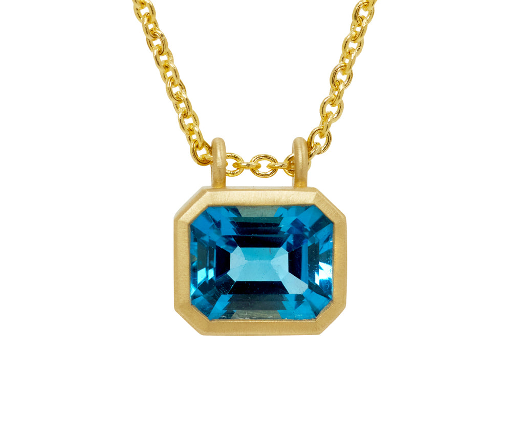 Elizabeth Street London Blue Topaz Pendant Necklace - Closeup