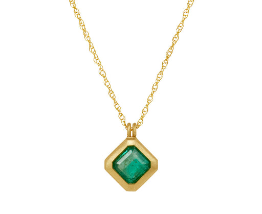 Elizabeth Street Zambian Emerald Pendant Necklace