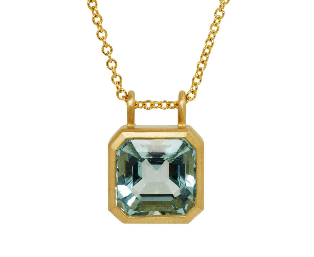 Elizabeth Street Asscher Cut Aquamarine Pendant Necklace - closeup