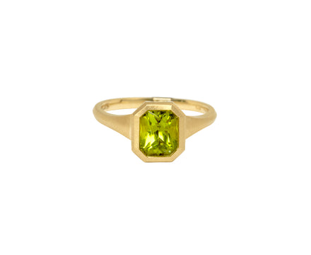 Elizabeth Street Radiant Cut Peridot Signet Ring