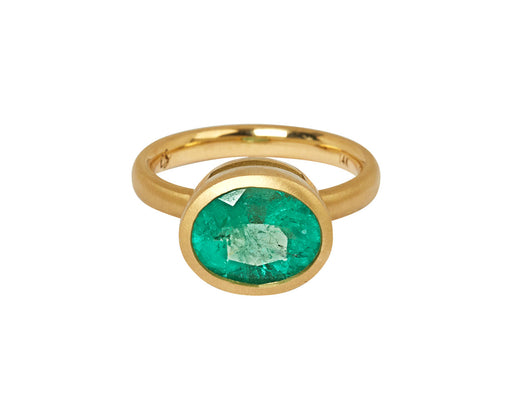 Elizabeth Street Oval Mint Green Colombian Emerald Ring