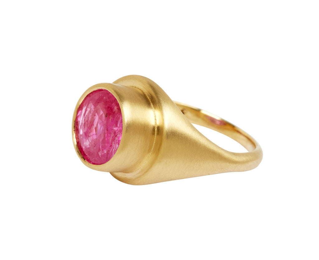 Elizabeth Street Pink Sapphire Signet Ring - side