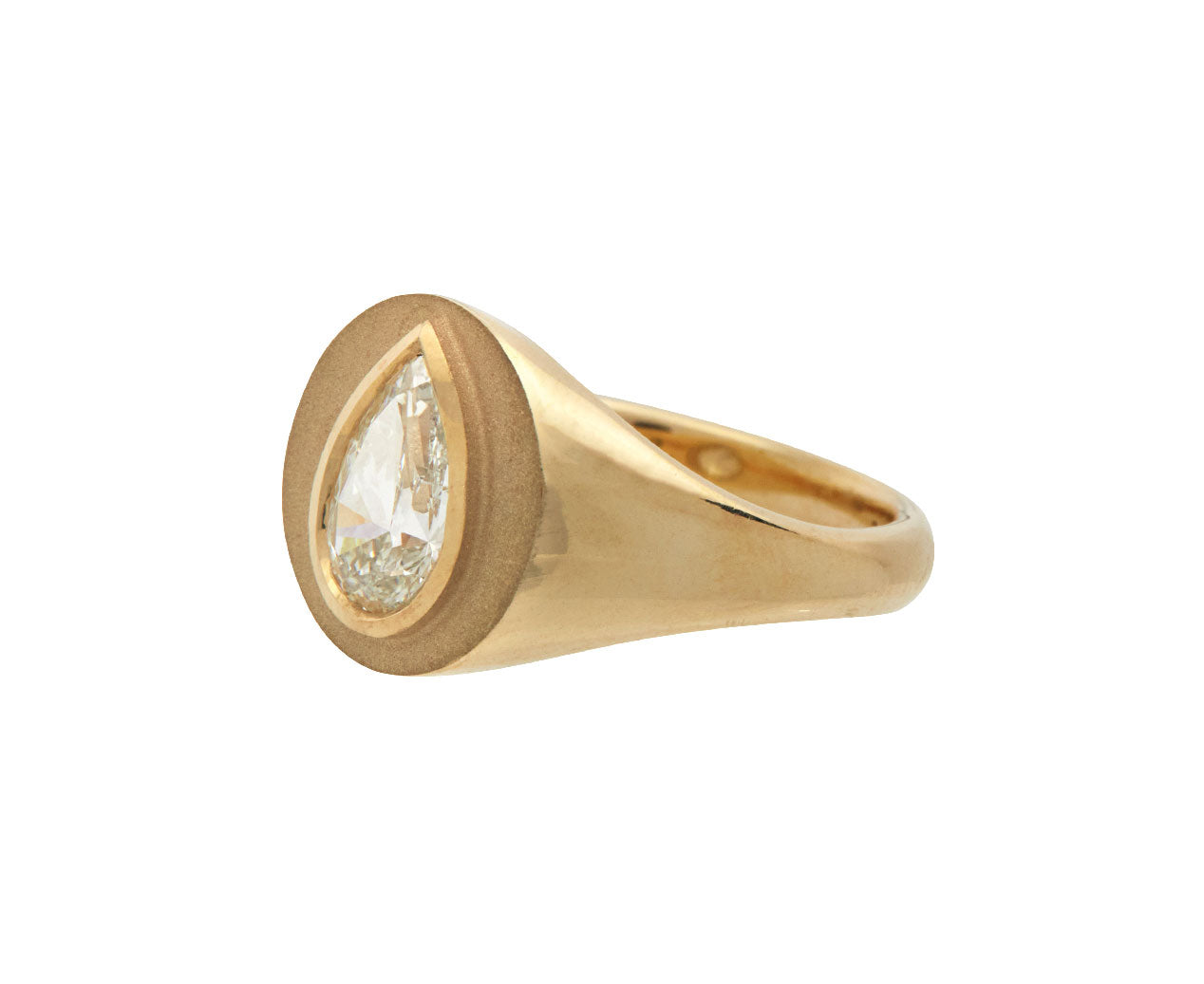 Pear signet ring on sale