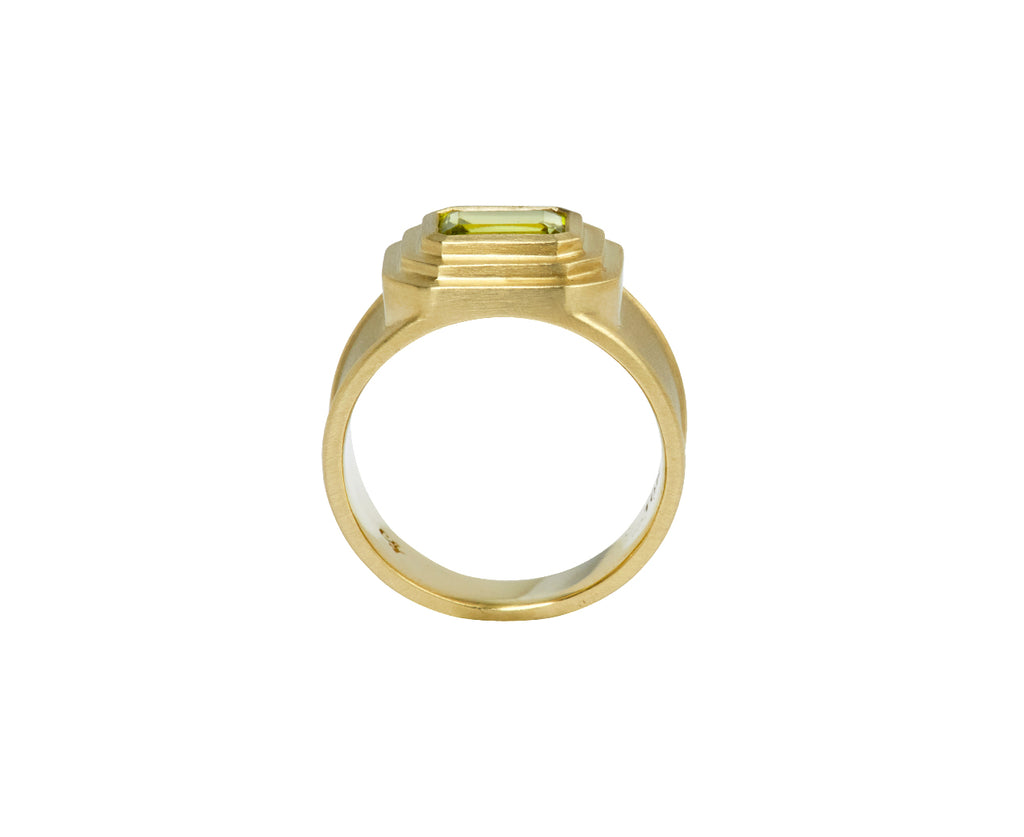 Elizabeth Street Peridot Maya Ring - Top Down