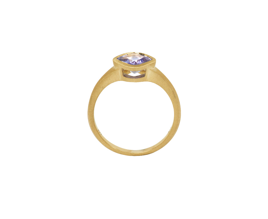 Elizabeth Street Cornflower Blue Sapphire Signet Ring - Top Down View