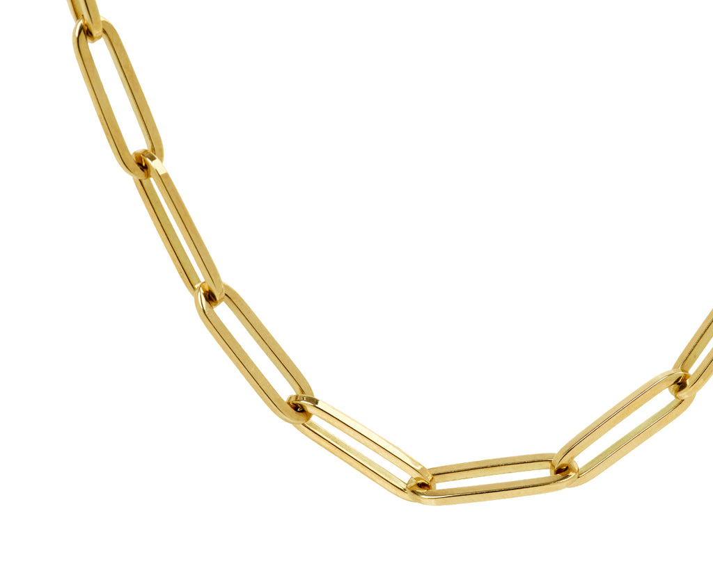 Stephanie Windsor 18" Gold Solid Paperclip Link Necklace - Closeup