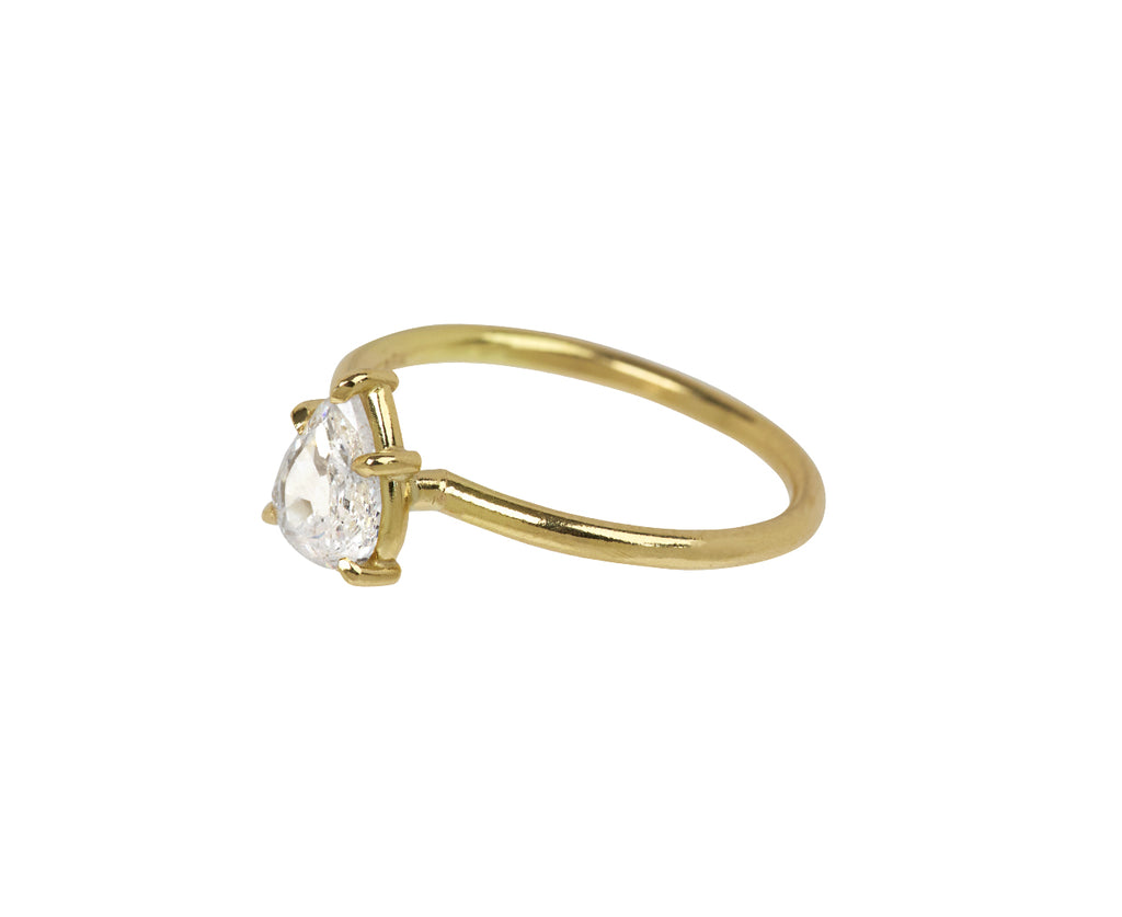 Pear Shaped Diamond Solitaire