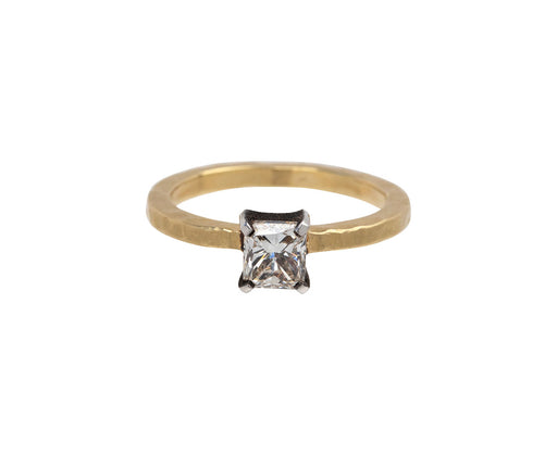 Radiant Cut Diamond Solitaire