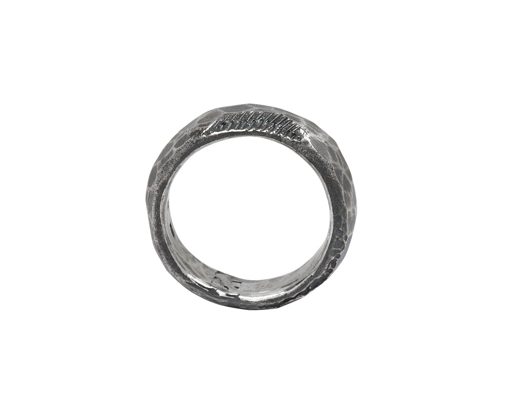 Tó Garal Lost and Found (Night) Band Ring - top down