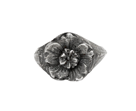 Tó Garal The Flower Ring