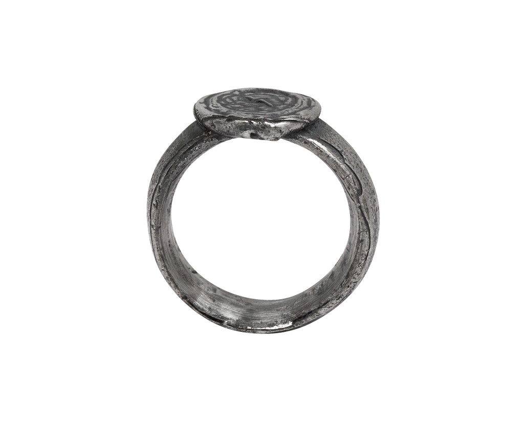 Tó Garal Forgotten Band Ring - top down