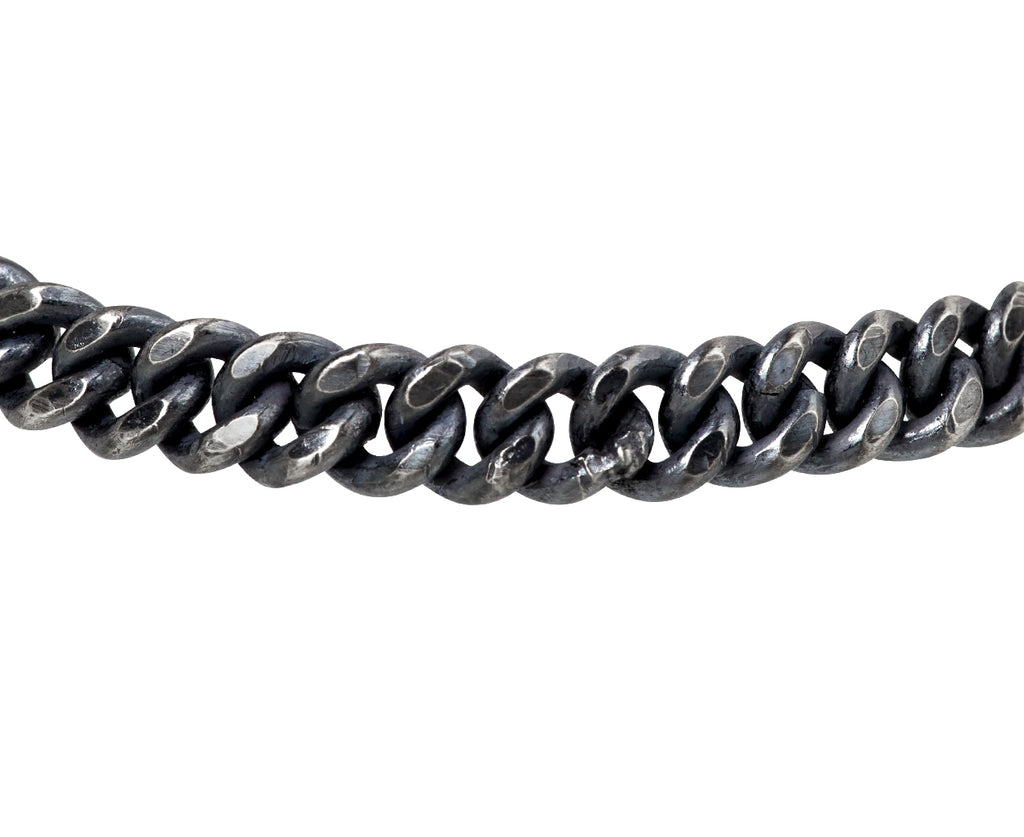 Tó Garal Silver Bracelet - Closeup