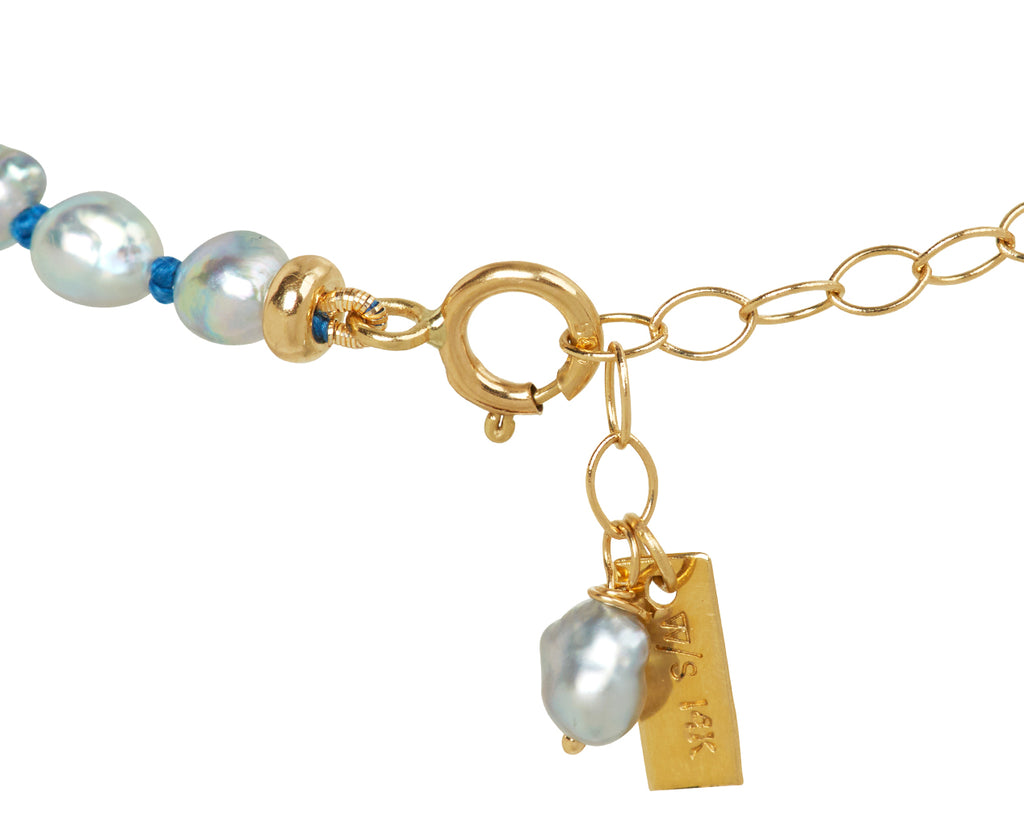 White/Space Silver Pearl Dario Bracelet - Closure