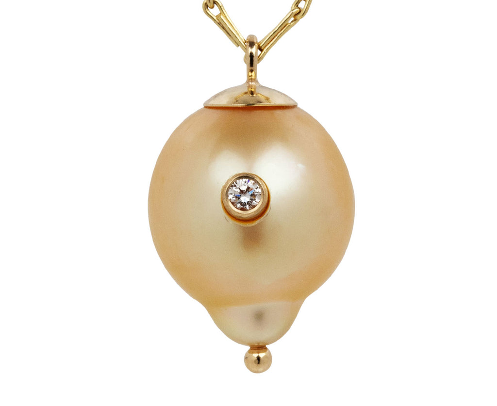 White/Space Baroque Gold Pearl and Diamond Kenna Pendant Necklace - Closeup