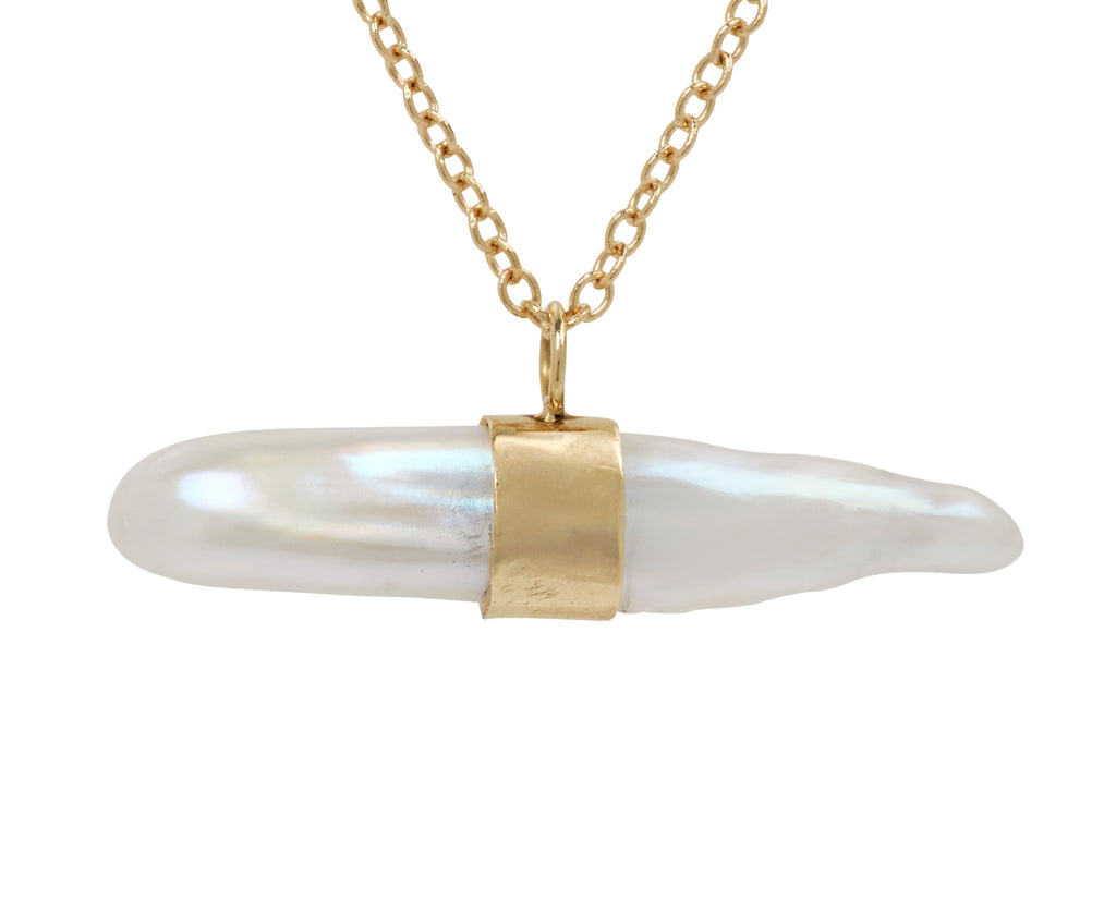White/Space Aalto Lagniappe Necklace - Closeup