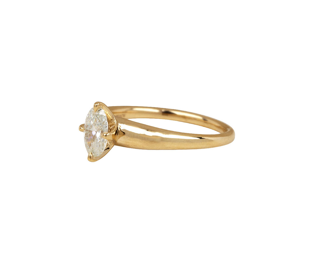 Oval Bubble Diamond Solitaire