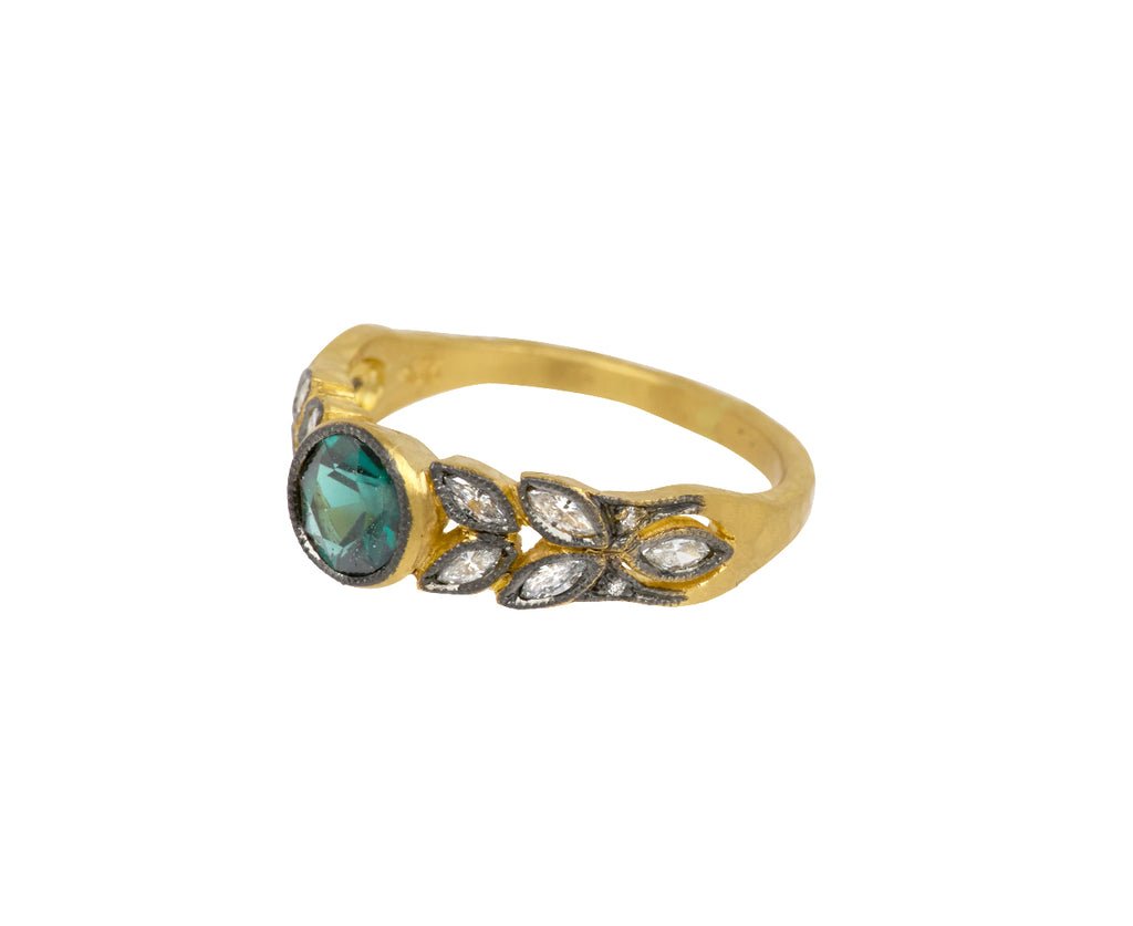 Green Tourmaline and Diamond Small Garland Ring