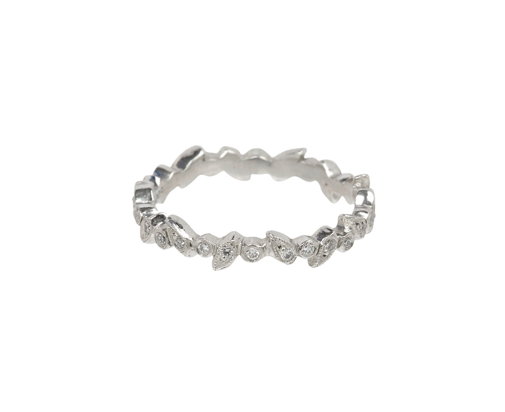 Thorn and Berry Ring