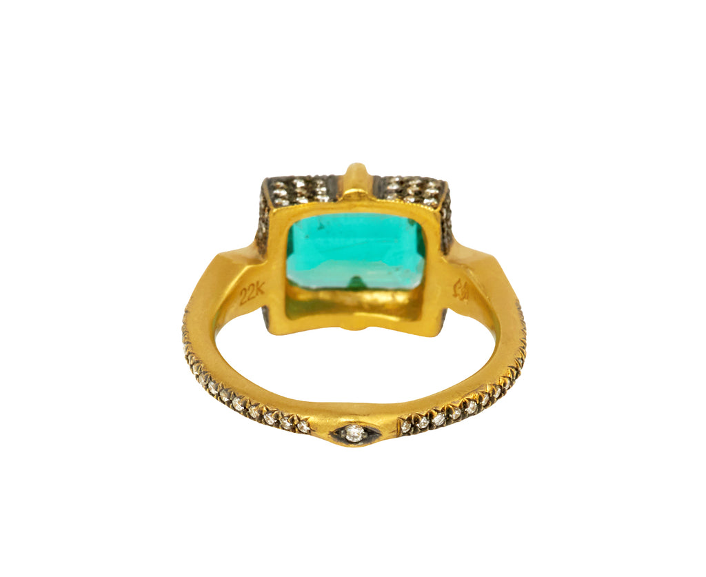 Zambian Emerald Venus Ring - TWISTonline 