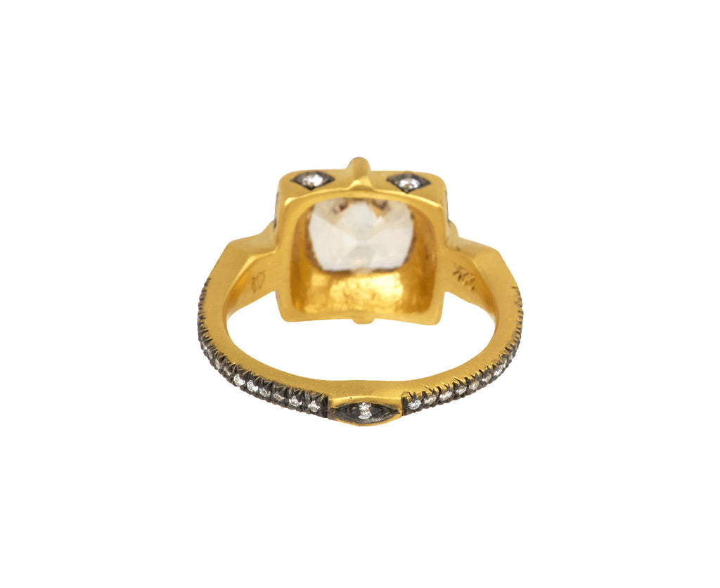 Light Brown Diamond Venus Ring