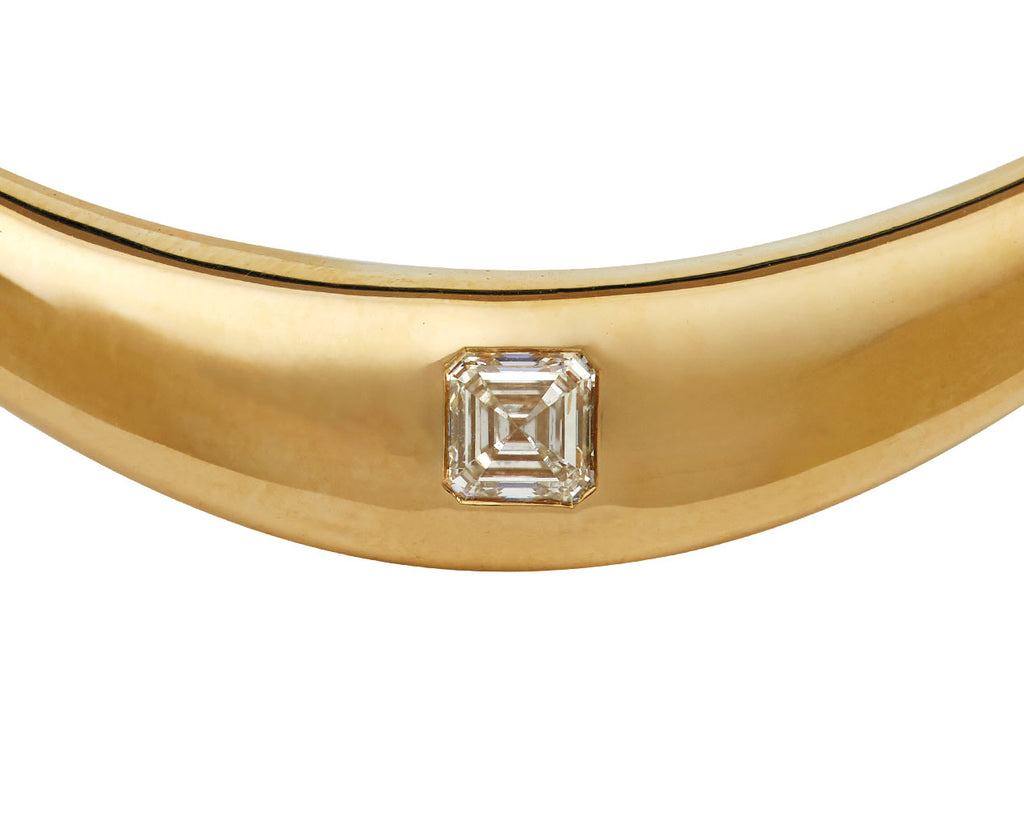 Zaha Asscher Cut Diamond Snap Cuff