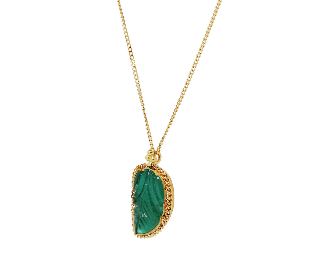 Emerald leaf Necklace