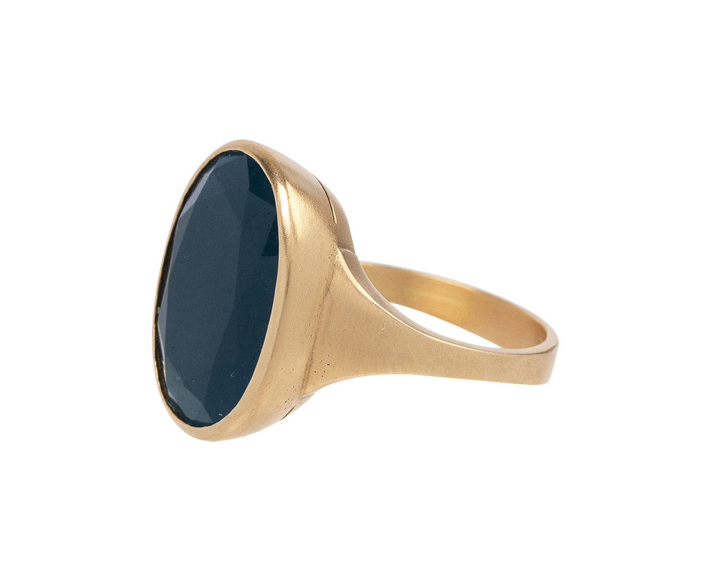 Anaconda Gold Blue Beryl Dionisio Ring Side View