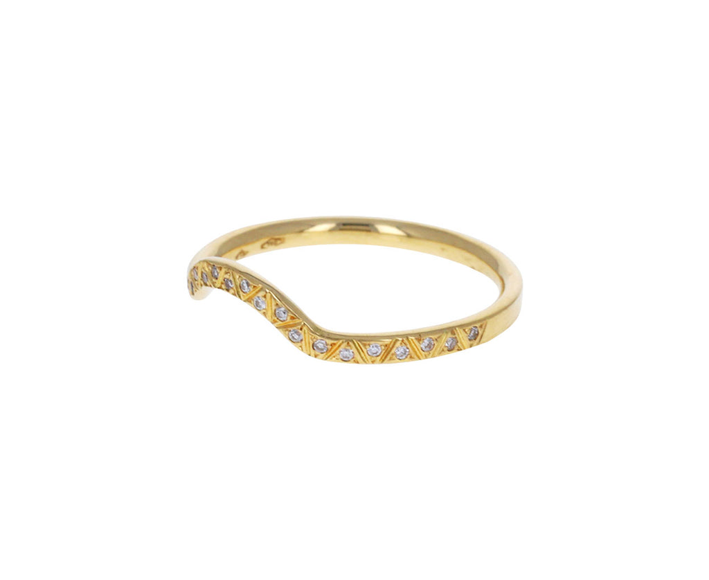 Geometric Curved Eternity Band