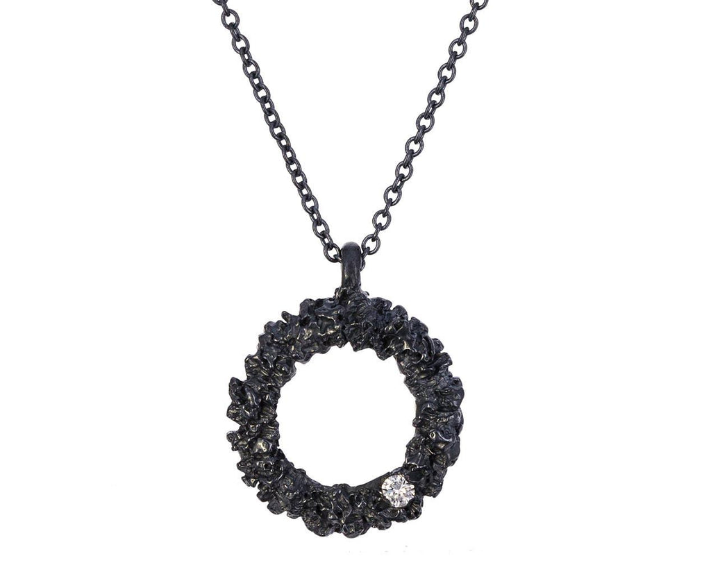 Chryseum Circle Pendant Necklace - TWISTonline 