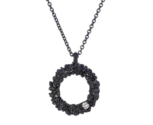 Chryseum Circle Pendant Necklace - TWISTonline 