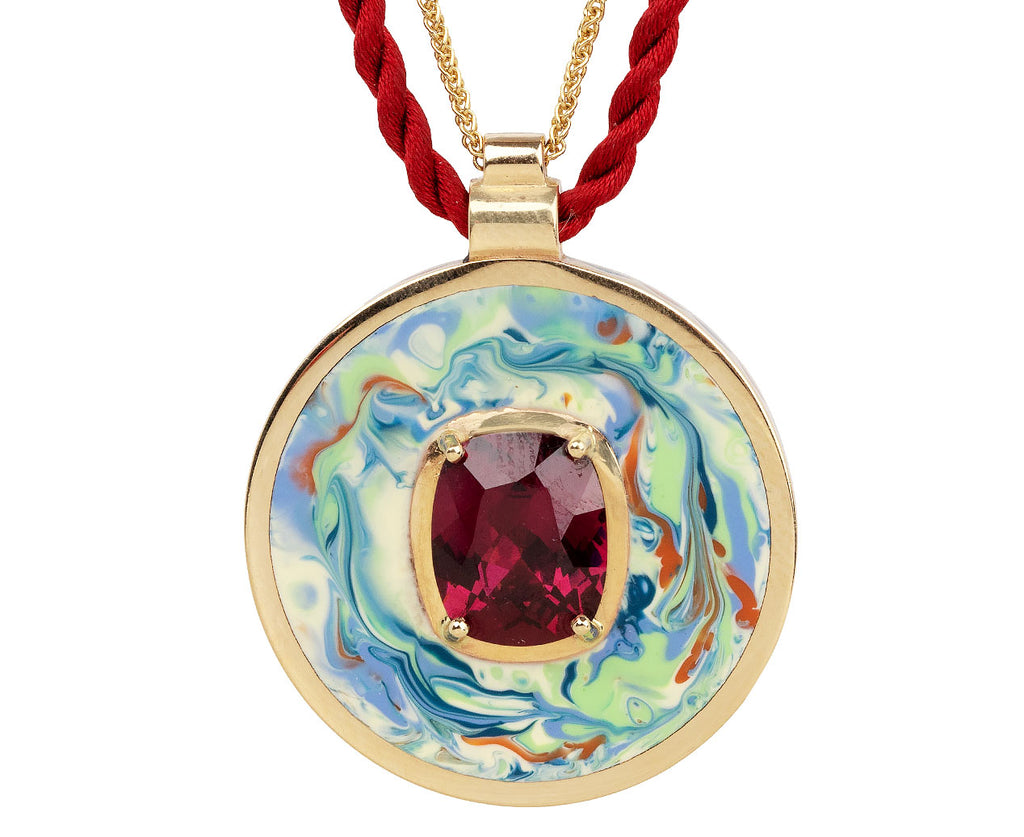 Alice Cicolini Lacquer High Sari Rhodolite Garnet Pendant Necklace Close Up