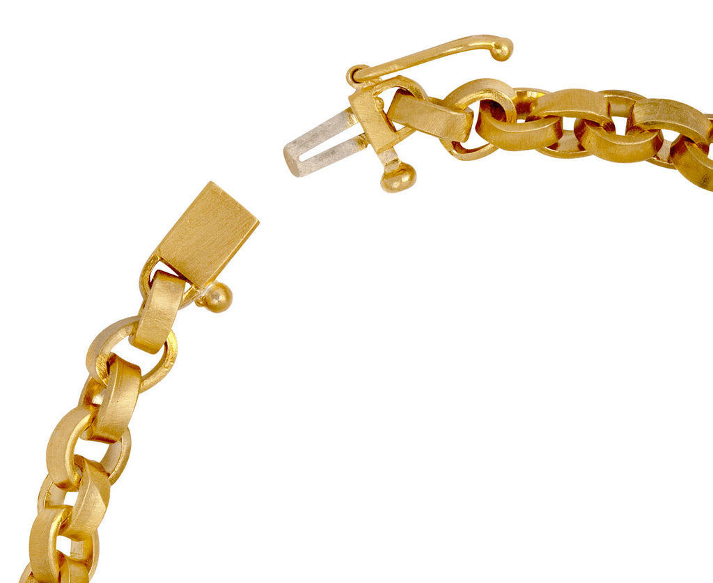 Darius Signature Chain Bracelet Clasp Open