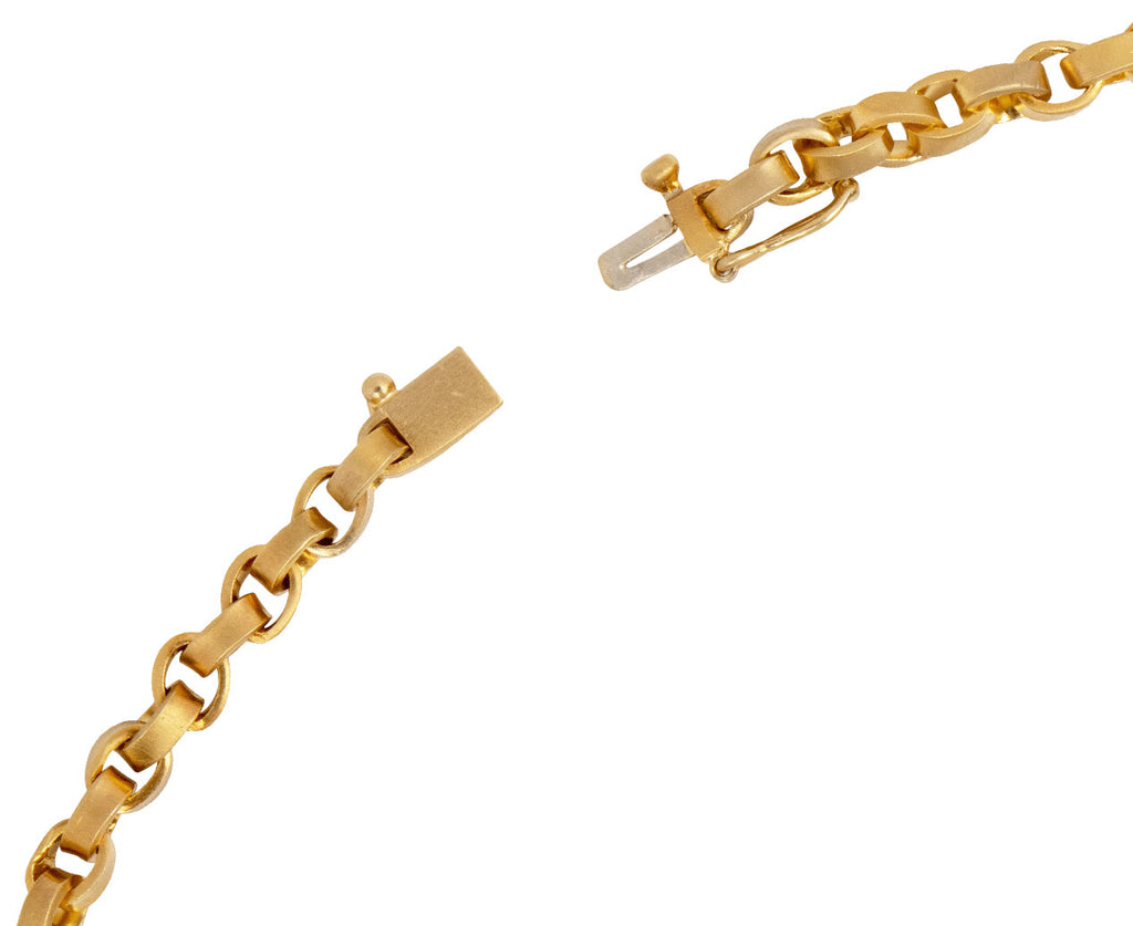 Darius Signature Chain Necklace Clasp Open
