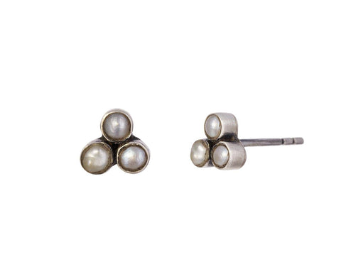 Pearl Clover Post Earrings - TWISTonline 