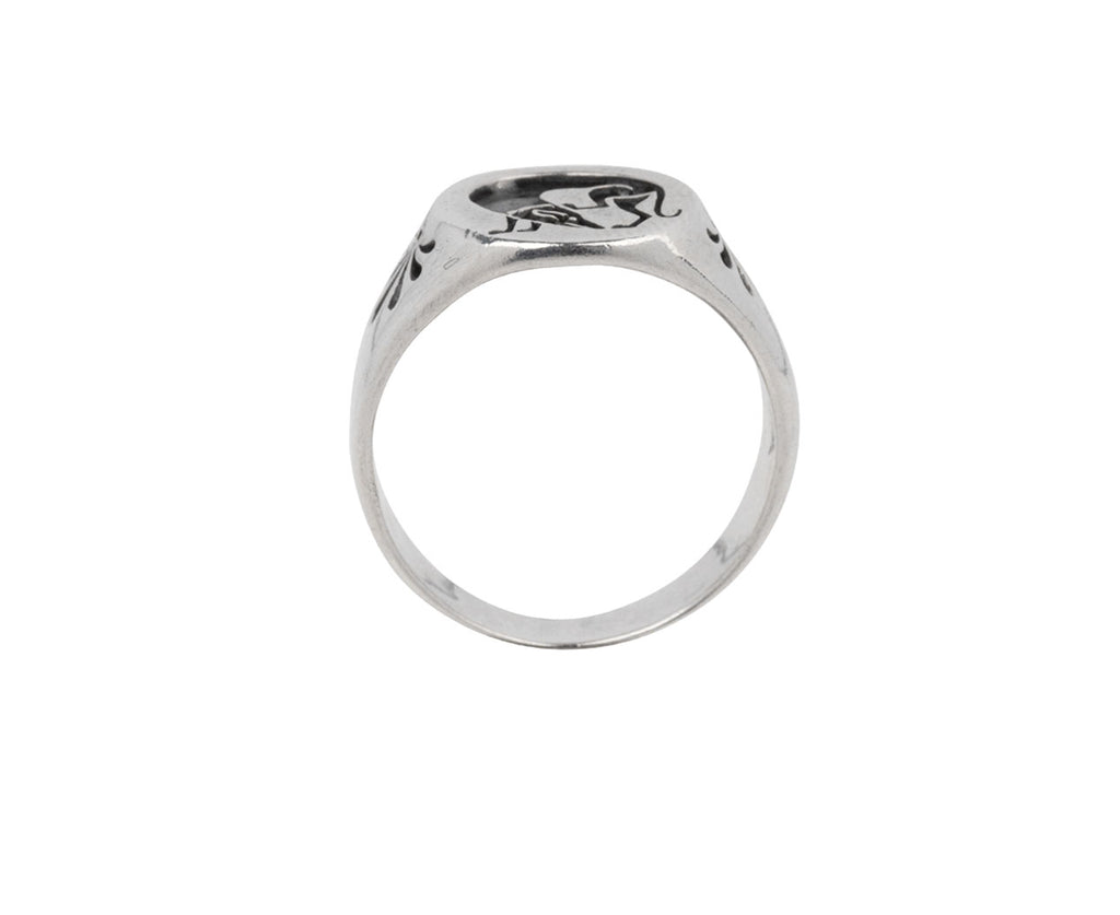 Digby & Iona Doggo Signet Ring Top