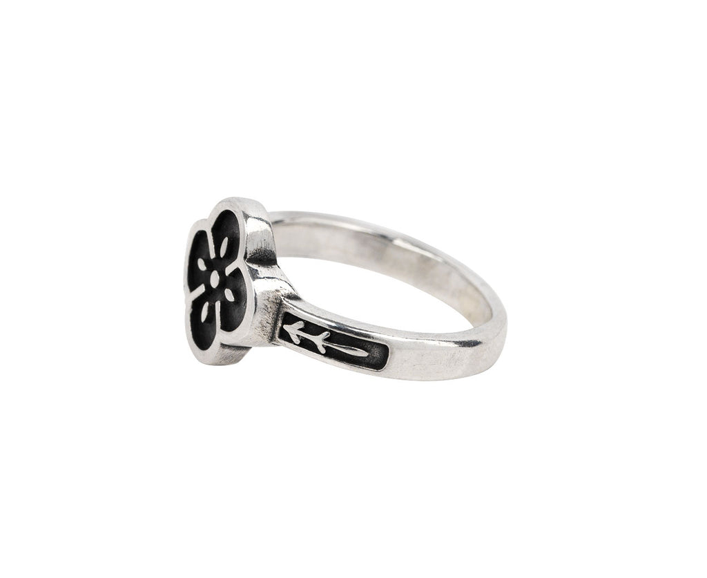 Digby & Iona Toscana Signet Ring Side View