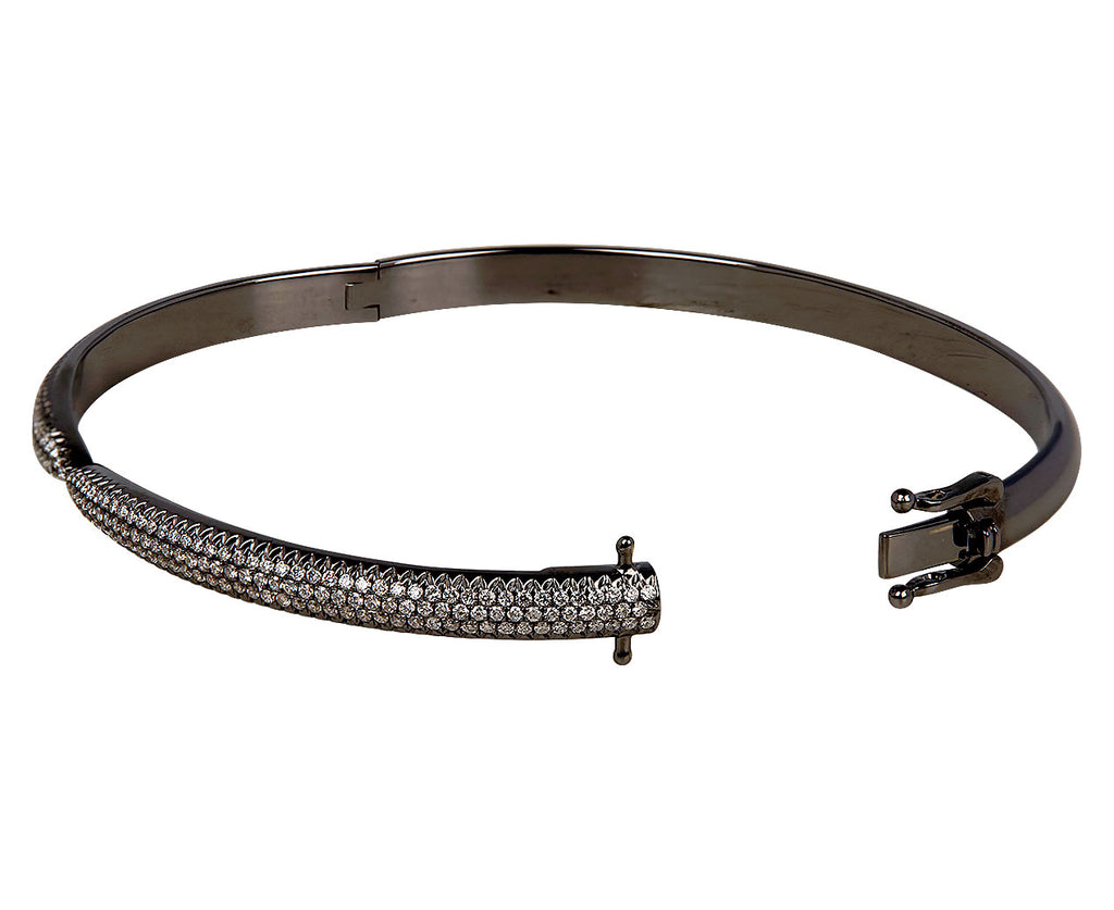 Eva Fehren Diamond Kissing Claw Cuff Bracelet Clasp Open