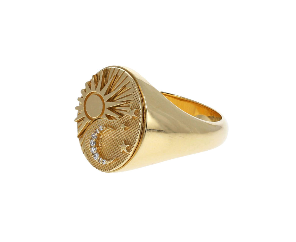 Balance Signet Ring - TWISTonline 