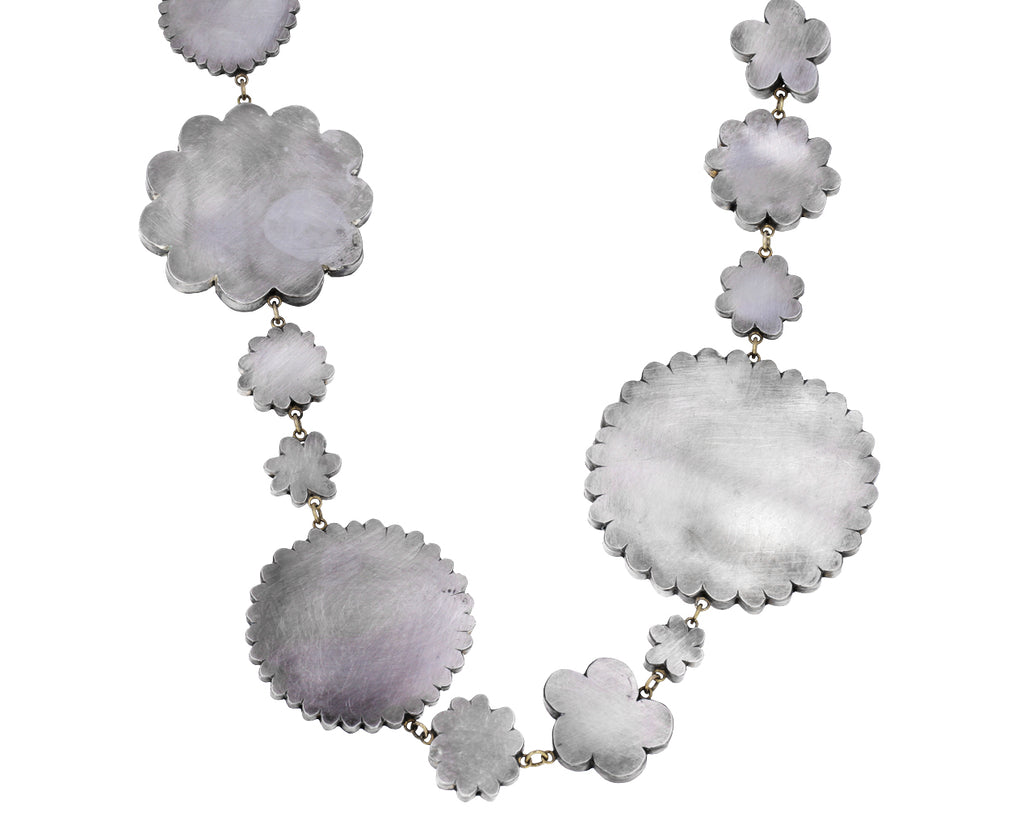 Superflat Silver Flowery Necklace