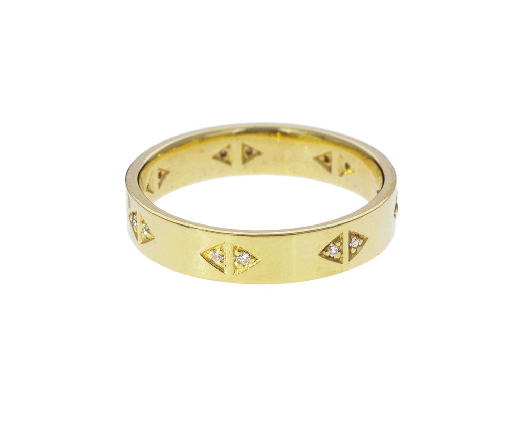 Maurelle Diamond Band - TWISTonline 