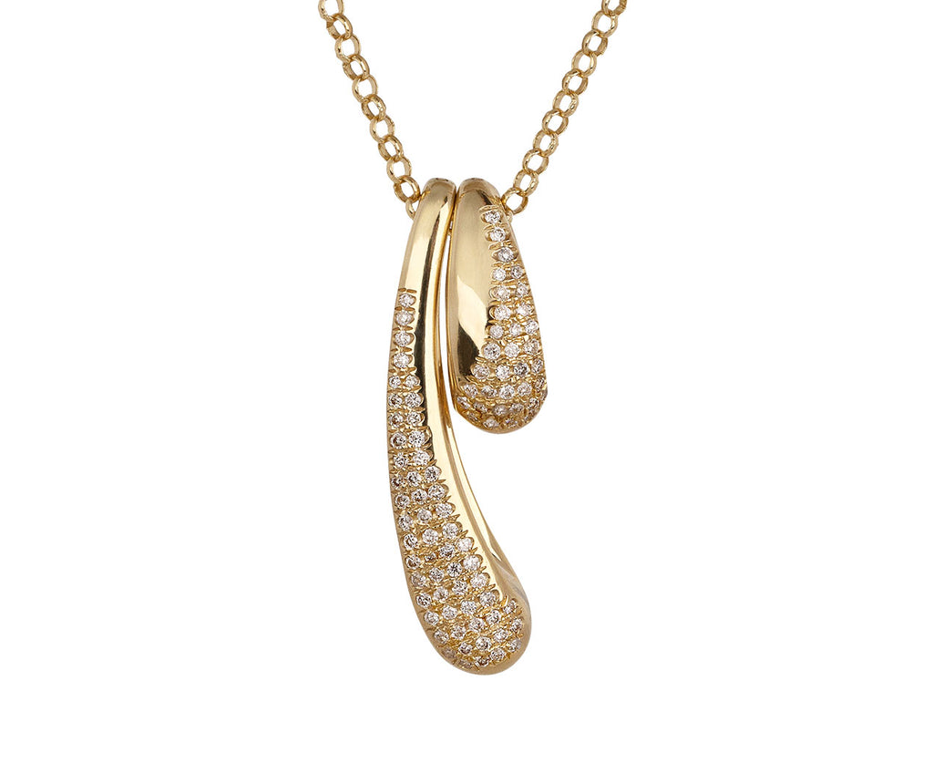 Kloto Diamond Snuggle Pendant Necklace Close Up