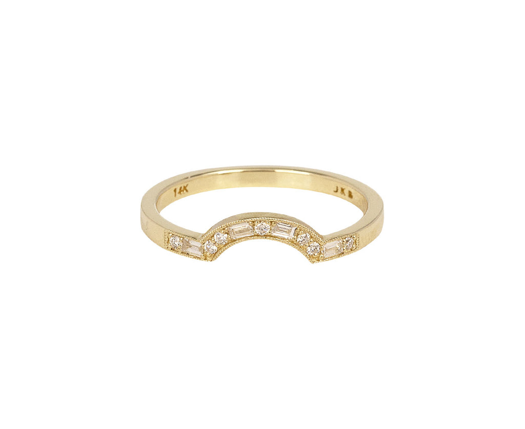 Diamond Staccato Arch Band
