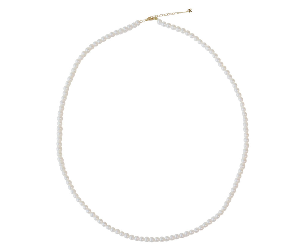 Classic Pearl Necklace