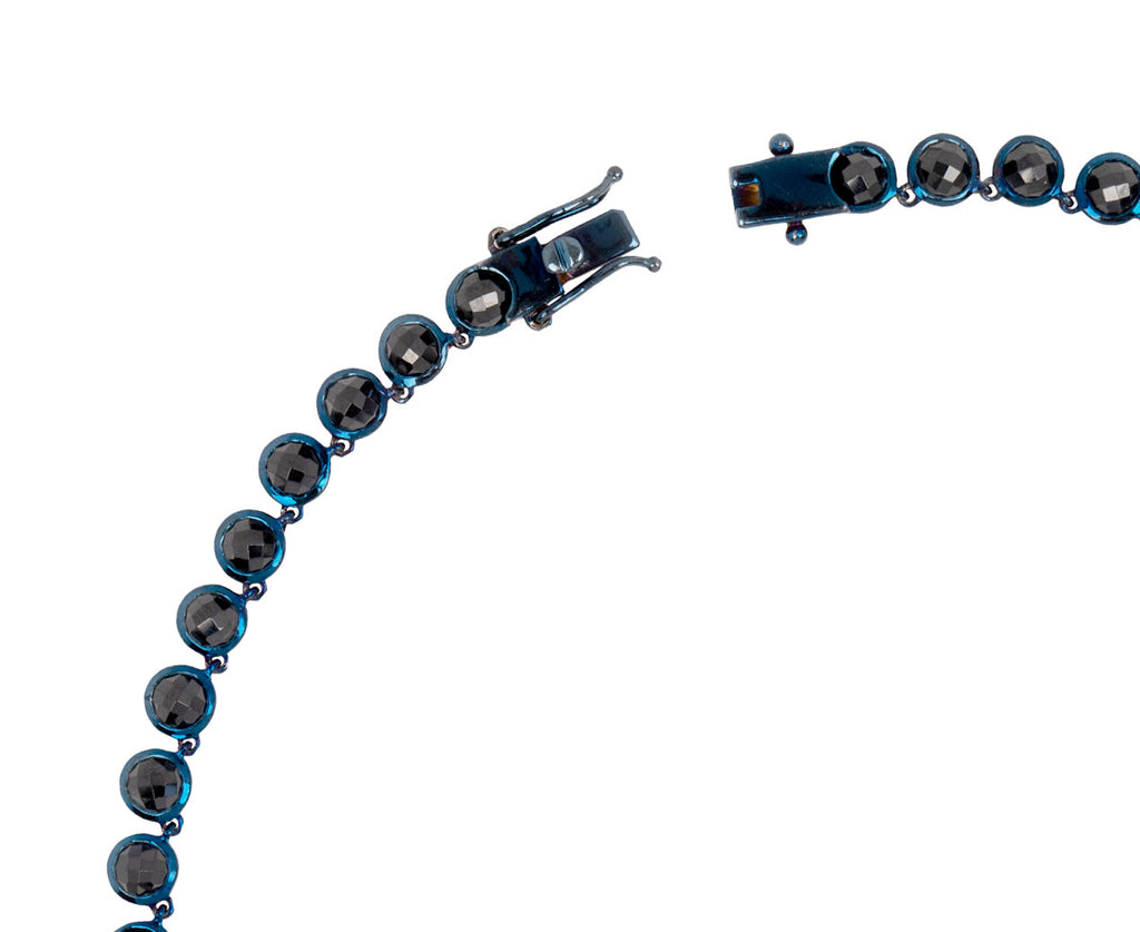 Nak Armstrong Nakard Black Spinel Riviere Dot Necklace Clasp Open