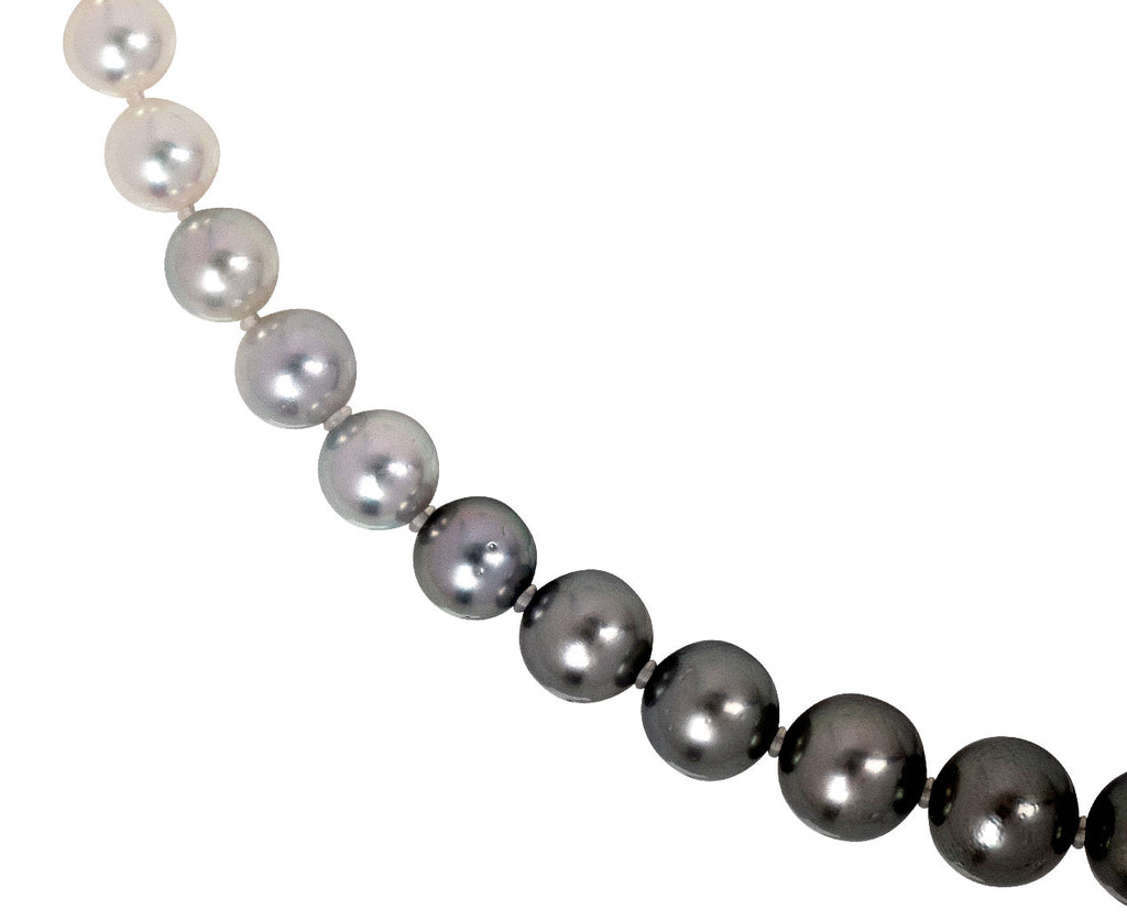 YUTAI Akoya Black Pearl Ombre Sectional Necklace Close Up