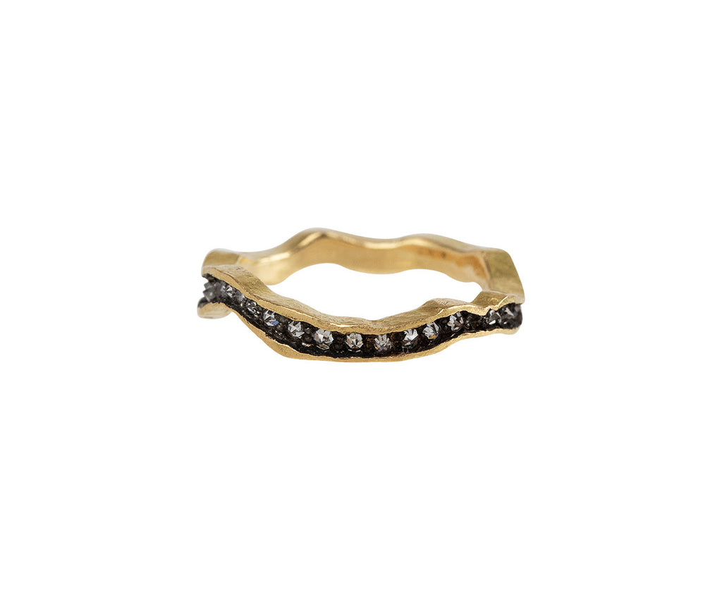 Wavy Inverted Diamond Band